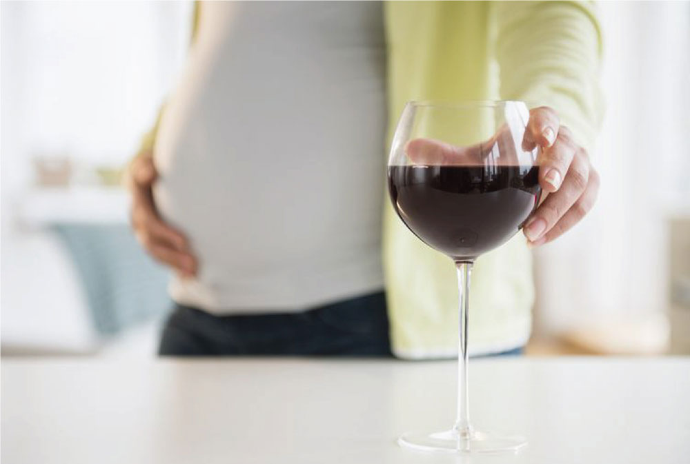 عوارض مصرف الکل در دوران شیردهی چیست؟
