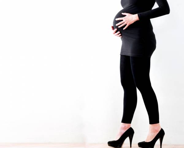 پاشنه-بلند-در-بارداری