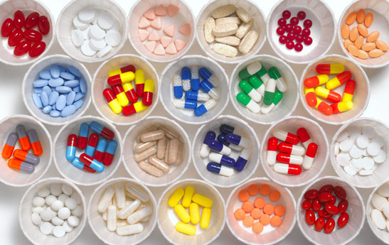 دارو درمانی (فارماکوتراپی): راهنمای کامل اهمیت و کاربردها در سلامت