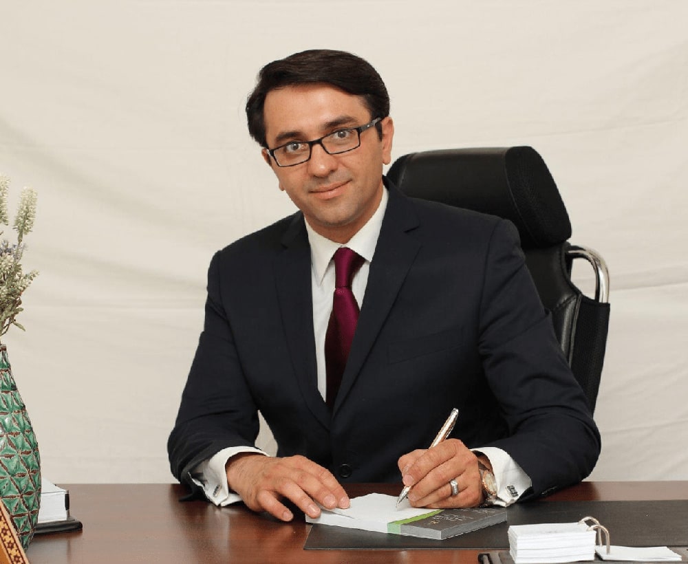 دکتر رضا حسامی