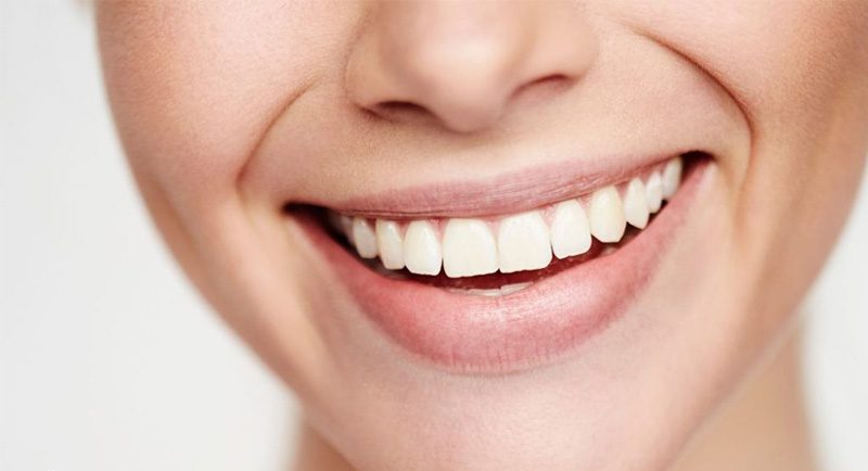 کامپوزیت دندان: کاربرد، انواع، مزایا و مراقبت برای لبخندی درخشان