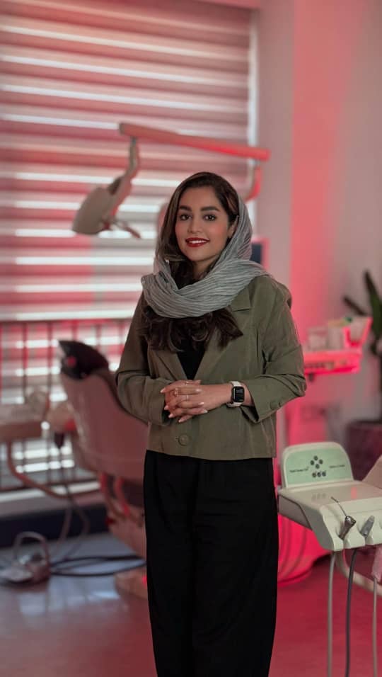 سمانه نخعی