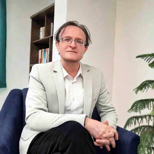 دکتر نوش زاد سام خانیان