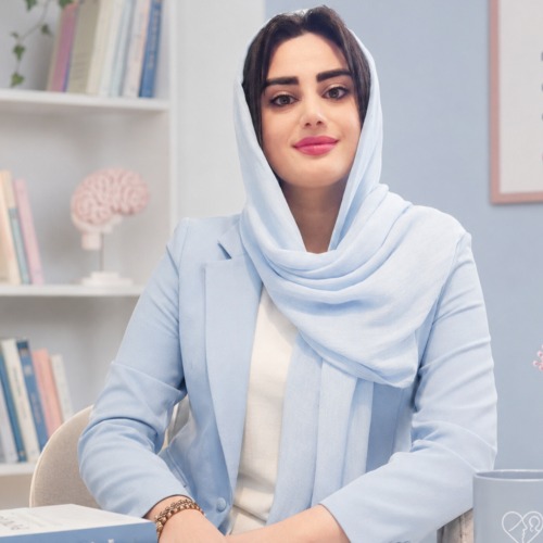 زینب شهبازی